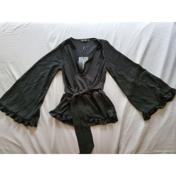 Black Flair Sleeve Blouse - Picture 1 of 2